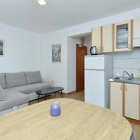Fuer 4 Personen Ca 35 Qm In Fazana-surida, Istrien Istrische Riviera Apartment *