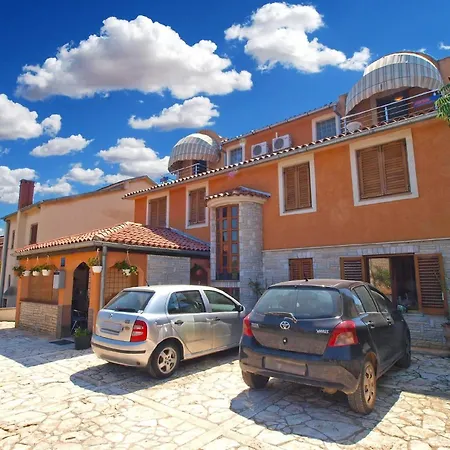 Fuer 4 Personen Ca 35 Qm In Fazana-surida, Istrien Istrische Riviera Apartment *